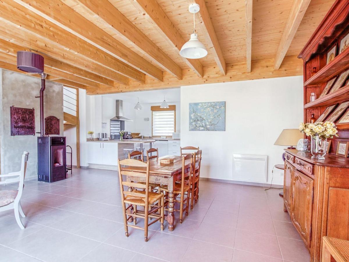 Pleasant Cottage In Challerange Ngoại thất bức ảnh